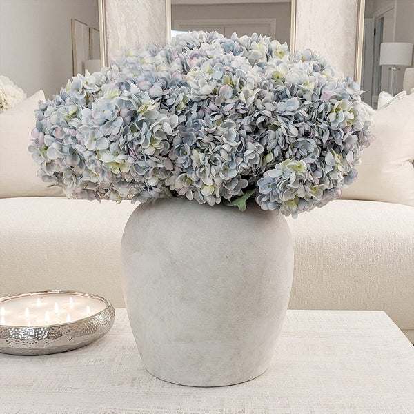 Elegant Glass Vases to Elevate Your Home Decor