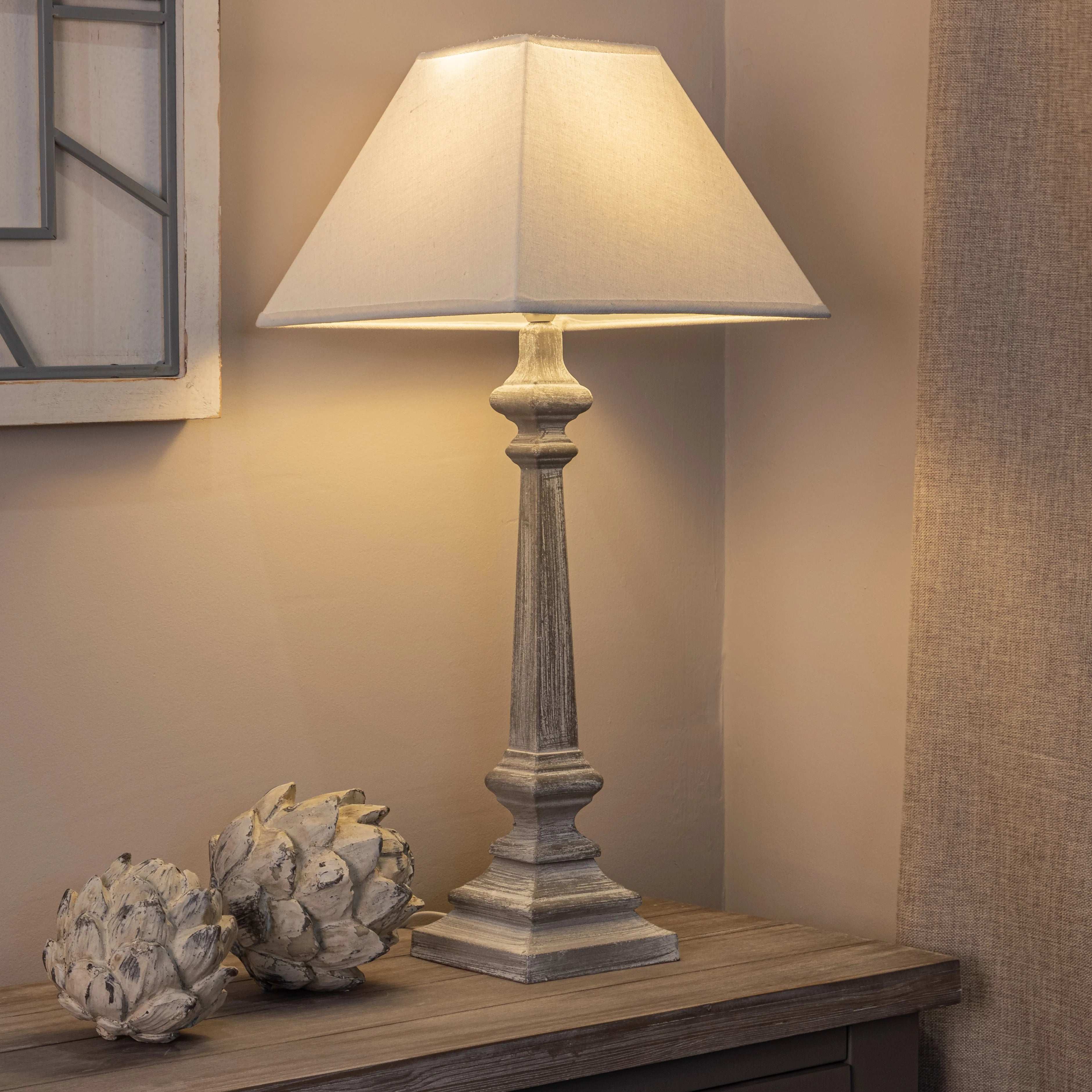 Pula Vintage Column Table Lamp