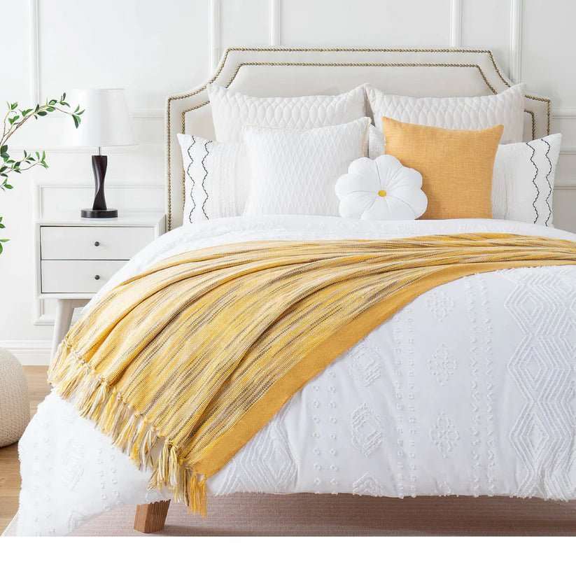 Illuminating Tassel Throw -  - Harfiy