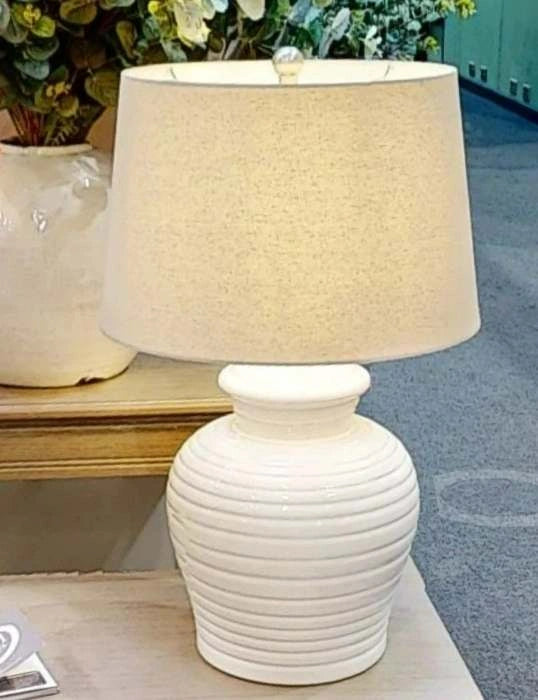 White Ceramic Pot Lamp With Line Shade